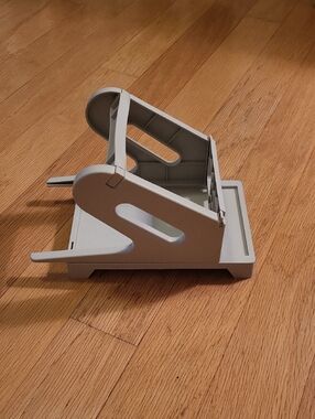 Source Unknown Light Gray Home Office Label/Label Maker Stand